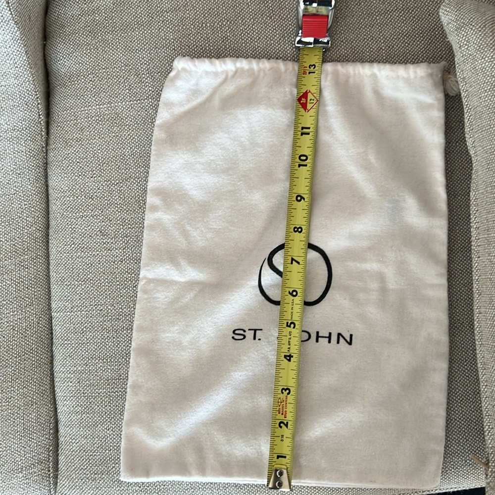 St. John Dust Bag - Picture 7 of 7